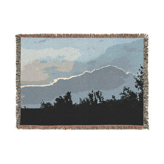 Skyline Drift Woven Blanket — Scenic Cloud Silhouette Throw